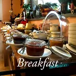 Chevres A Cheval فندق مبيت وإفطار 4*