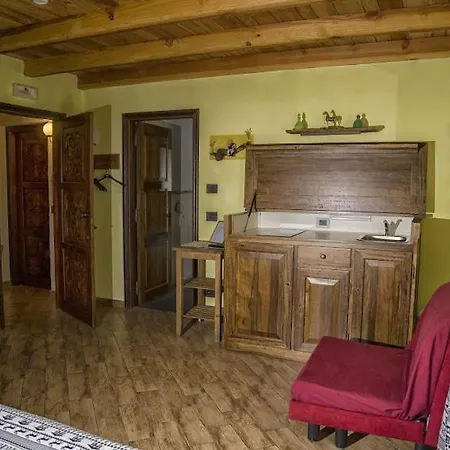 Chevres A Cheval 카르벤소드