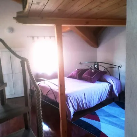 B&B Chevres A Cheval 카르벤소드