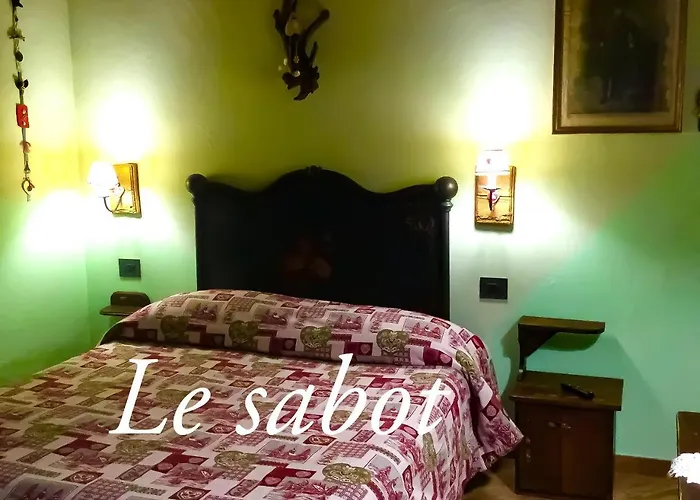 Chevres A Cheval Panzió 4*